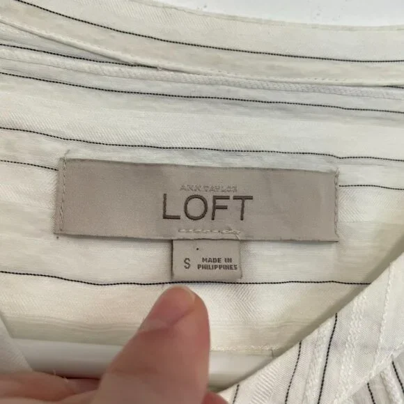 ANN TAYLOR LOFT White Black Textured Pinstripe Striped Long Sleeve Popover Tunic - Picture 4 of 16